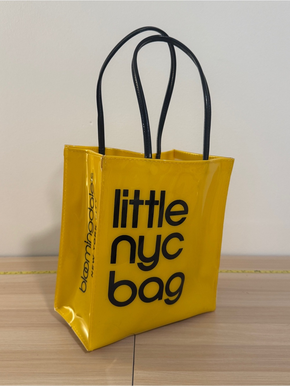 Bloomingdale’s Little NYC Bag Yellow Black Logo Glossy Tote Y2K Streetwear VTG - Picture 1 of 11